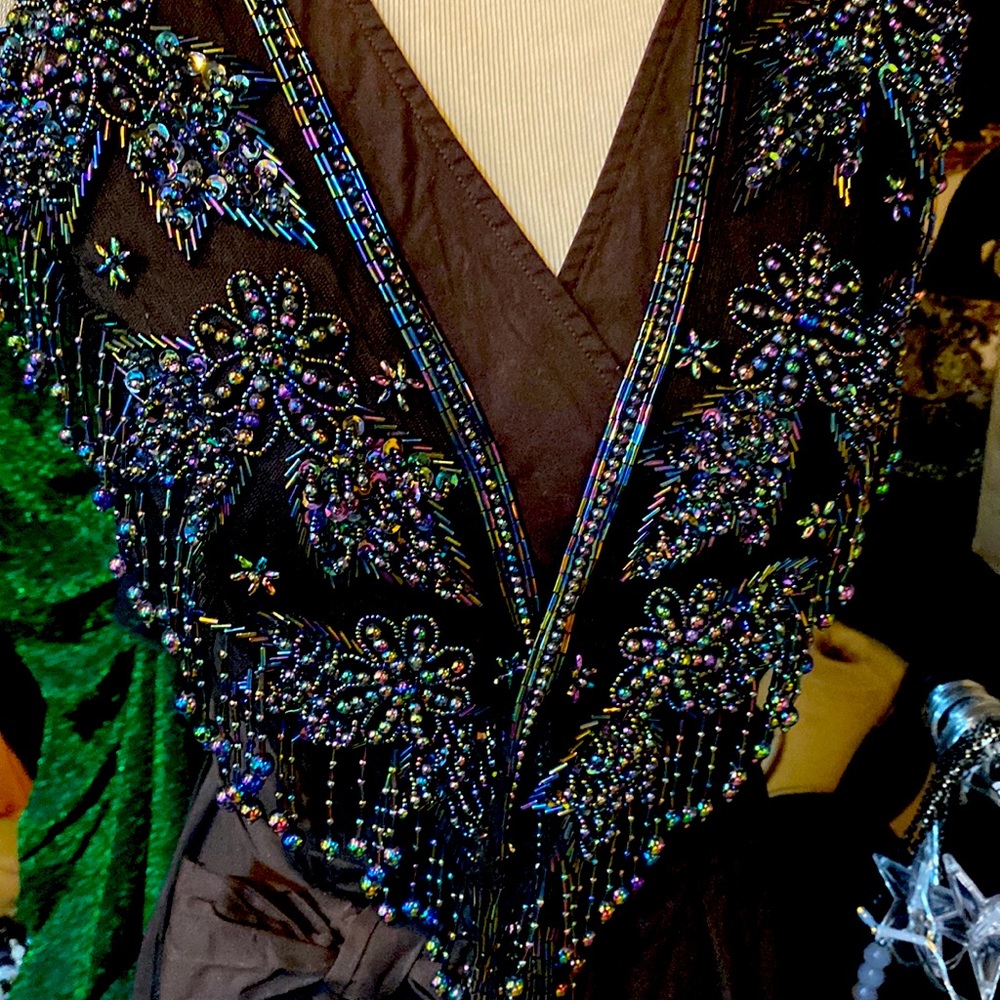 RARE!! Vintage, Exquisite, iridescent hand beaded Shaw.